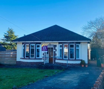 2 Bedroom Bungalow Whitchurch Cardiff