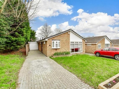 2 Bedroom Detached Bungalow For Sale In Istead Rise