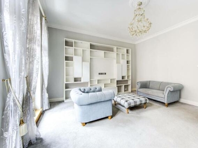2 Bedroom Flat For Rent In Earls Court, London