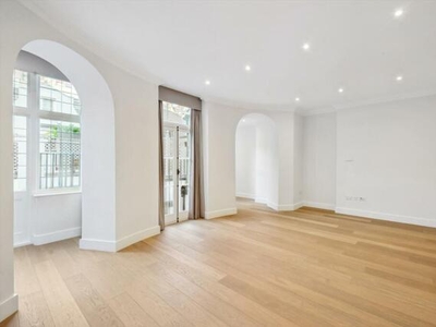 2 Bedroom Flat For Rent In Knightsbridge, London