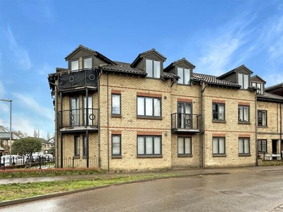 2 Bedroom Flat For Sale In Chesterton
