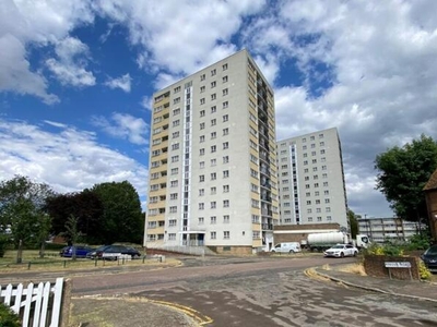 2 Bedroom Flat For Sale In Enfield, Middlesex