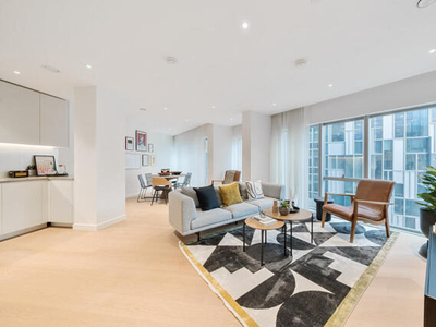 2 Bedroom Flat For Sale In Upper Riverside, Greenwich Peninsula