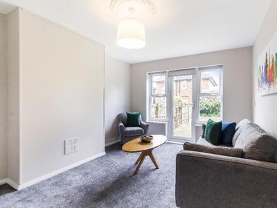 2 Bedroom Semi-detached House For Rent In Sherwood, Nottingham