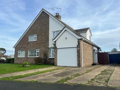 2 Bedroom Semi-detached House For Sale In Walton On The Naze