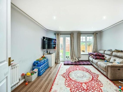 2 Bedroom Terraced House For Sale In Hounslow