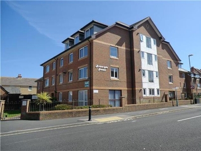 27 Homeryde House, High Street, , Lee-On-The-Solent, Hampshire 1 bedroom to let