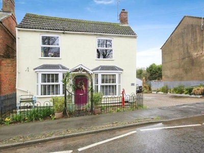 3 Bedroom Character Property For Sale In Donington