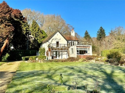 3 Bedroom Detached House For Sale In Ringwood, Hampshire