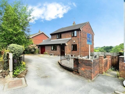 3 Bedroom Detached House For Sale In Stoke-on-trent, Staffordshire