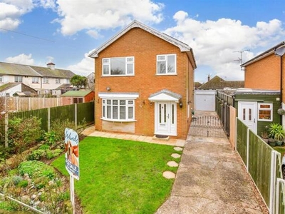 3 Bedroom Detached House For Sale In Westgate-on-sea