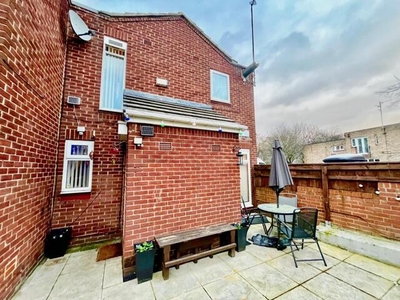3 Bedroom End Of Terrace House For Sale In Gateshead
