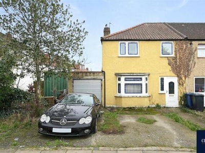 3 Bedroom End Of Terrace House For Sale In Greenford, Middlesex