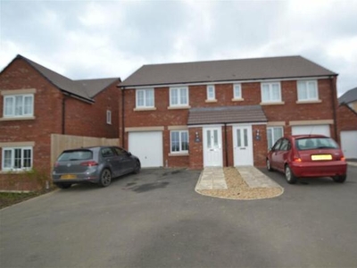 3 Bedroom Semi-detached House For Rent In Northamptonshire