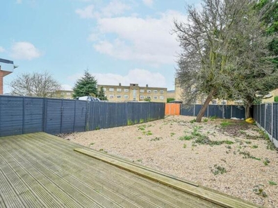 3 Bedroom Semi-detached House For Sale In Acton, London