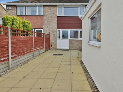 3 Bedroom Semi-detached House For Sale In Hull