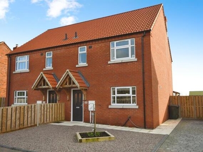 3 Bedroom Semi-detached House For Sale In New Bolingbroke