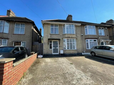 3 Bedroom Semi-detached House For Sale In North Wembley