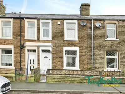 3 Bedroom Terraced House For Sale In Barnoldswick, Lancashire