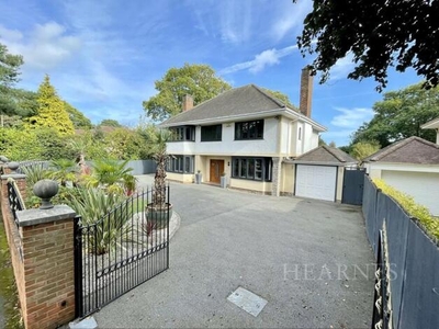 4 Bedroom Detached House For Sale In Talbot Woods, Bournemouth