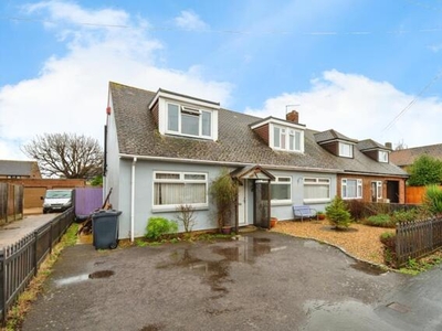 4 Bedroom Semi-detached House For Sale In Hayling Island, Hampshire