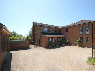 5 Bedroom Detached House For Sale In Sutton