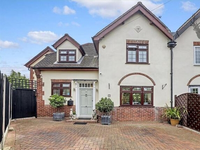 5 Bedroom House Chingford Essex