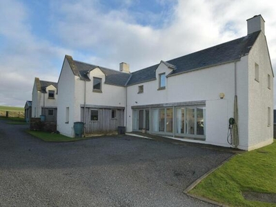 5 Bedroom Semi-detached House For Sale In Linlithgow