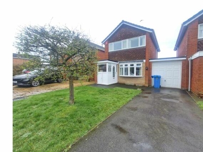 Detached House For Rent In Wolverhampton