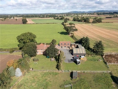 Equestrian Facility For Sale In Near Thirsk, North Yorkshire