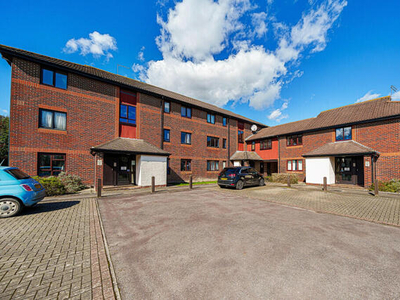 Studio Apartment For Sale In Didcot, Oxfordshire