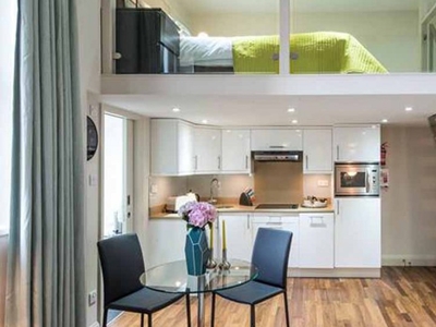 Serviced Studio Apartment for rent in Notting Hill, London