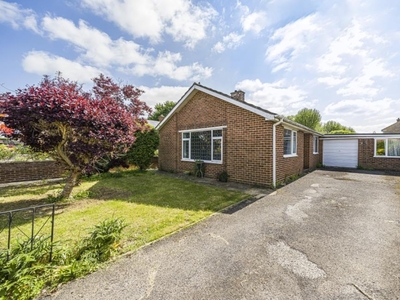 3 Bed Bungalow For Sale in Bicester, Oxfordshire, OX26 - 5029349