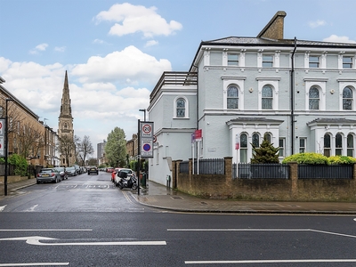 Hornsey Rise, London - 3 bedroom flat