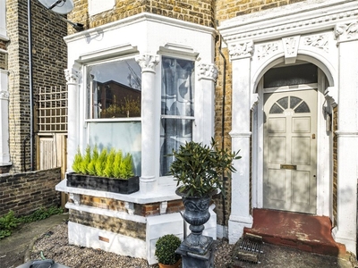 Terraced House for sale - Victoria Way, SE7