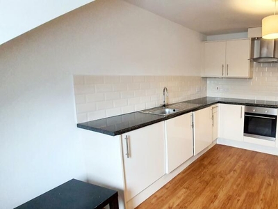 1 bedroom apartment for rent in City Road, Roath, CARDIFF, CF24