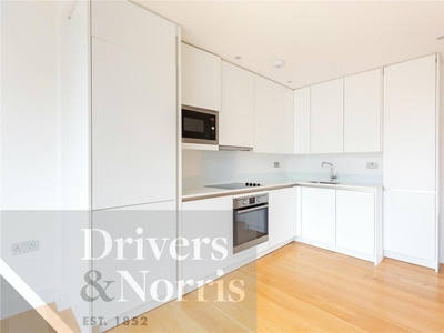 1 bedroom apartment for rent in Plumbers Row, Spitalfields, London, E1
