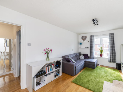 1 bedroom apartment for rent in St. Pauls Close, W5