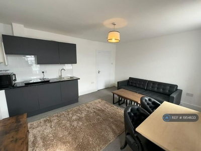 1 bedroom flat for rent in Camden High Street, London, NW1