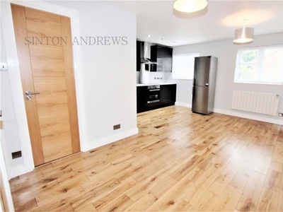 1 bedroom flat for rent in Clementine Close, Ealing, W13