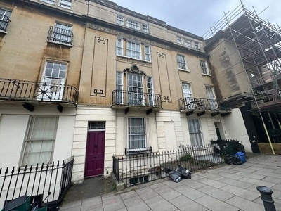 1 bedroom flat for rent in Cleveland Place West, Bath, BA1