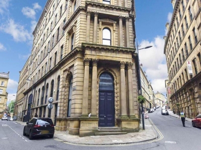 1 bedroom flat for rent in Law Russell House, 63 Vicar Lane, Bradford, West Yorkshire, BD1