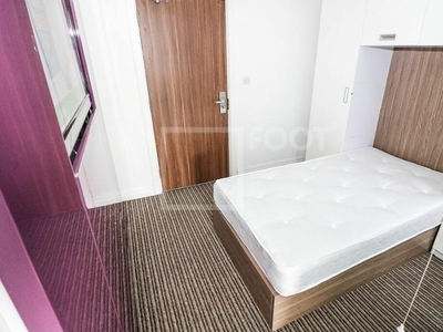 1 bedroom flat for rent in Sunbridge Halls, Sunbridge Road, BD1 2HF, BD1