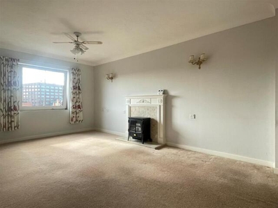 1 Bedroom Flat For Sale In Maidstone