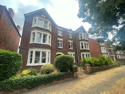 1 bedroom ground floor flat for rent in Flat Bushmead Avenue, Bedford, MK40