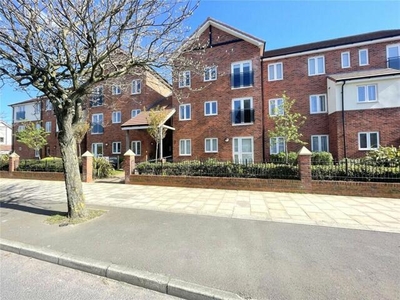1 Bedroom Shared Living/roommate Southport Sefton