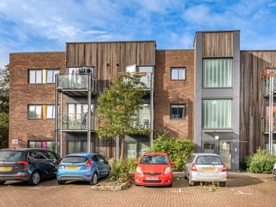 2 Bed Flat/Apartment For Sale in Headington, Oxford, OX3 - 5197314