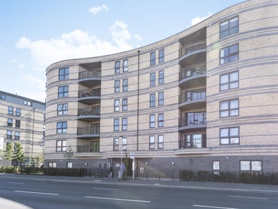 2 Bed Flat/Apartment For Sale in Slough, Berkshire, SL1 - 5078130