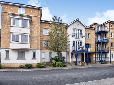 2 Bed Flat/Apartment To Rent in High Wycombe, Buckinghamshire, HP11 - 532