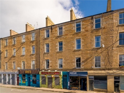 2 bed second floor flat for sale in Leith